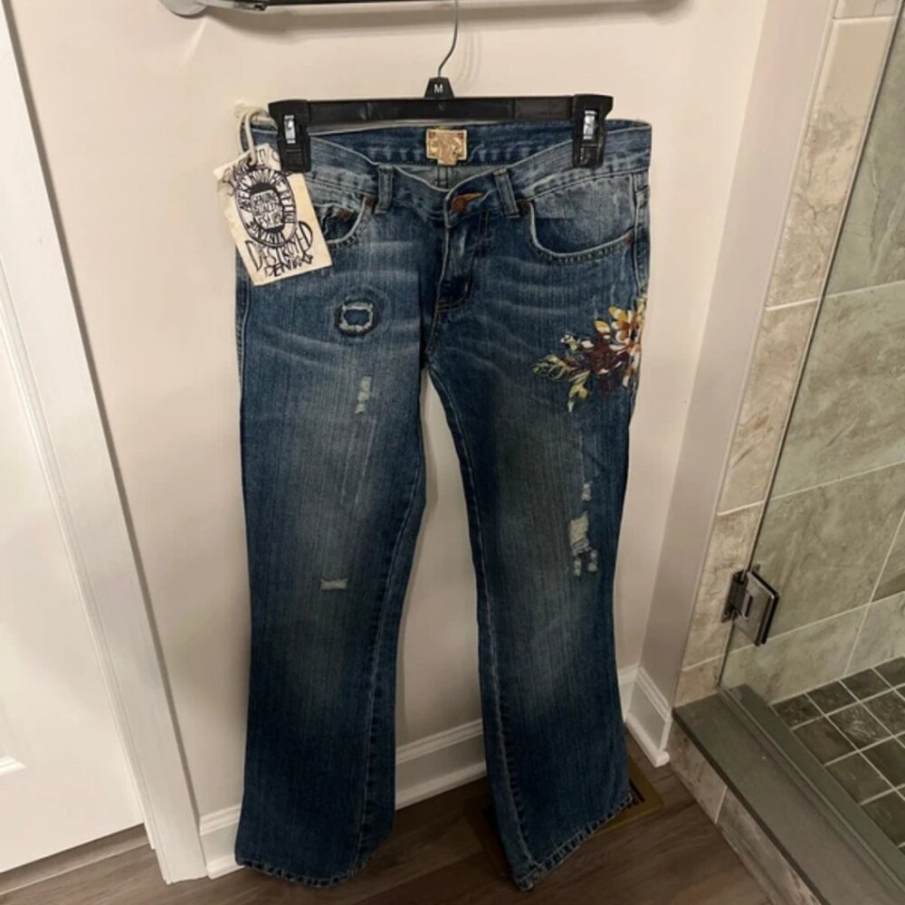 Women’s Abercrombie and Fitch jeans size 6 NWT
